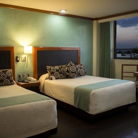 Hotel Abastos Plaza Mexico By Eksteriør billede