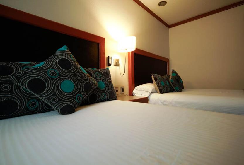 Hotel Abastos Plaza Mexico By Eksteriør billede