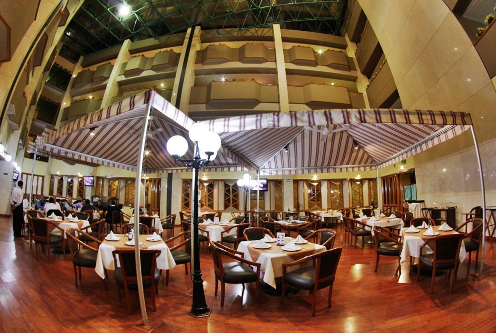 Hotel Abastos Plaza Mexico By Eksteriør billede