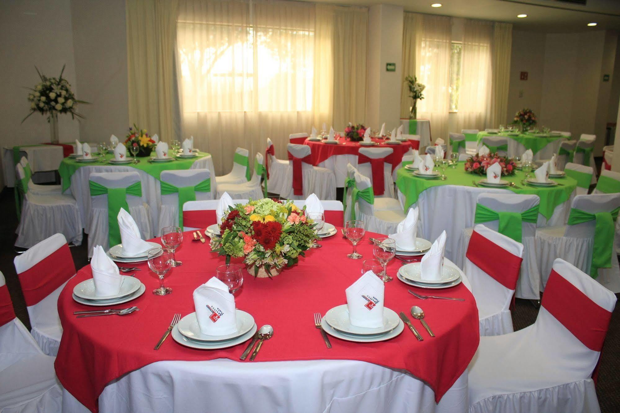 Hotel Abastos Plaza Mexico By Eksteriør billede