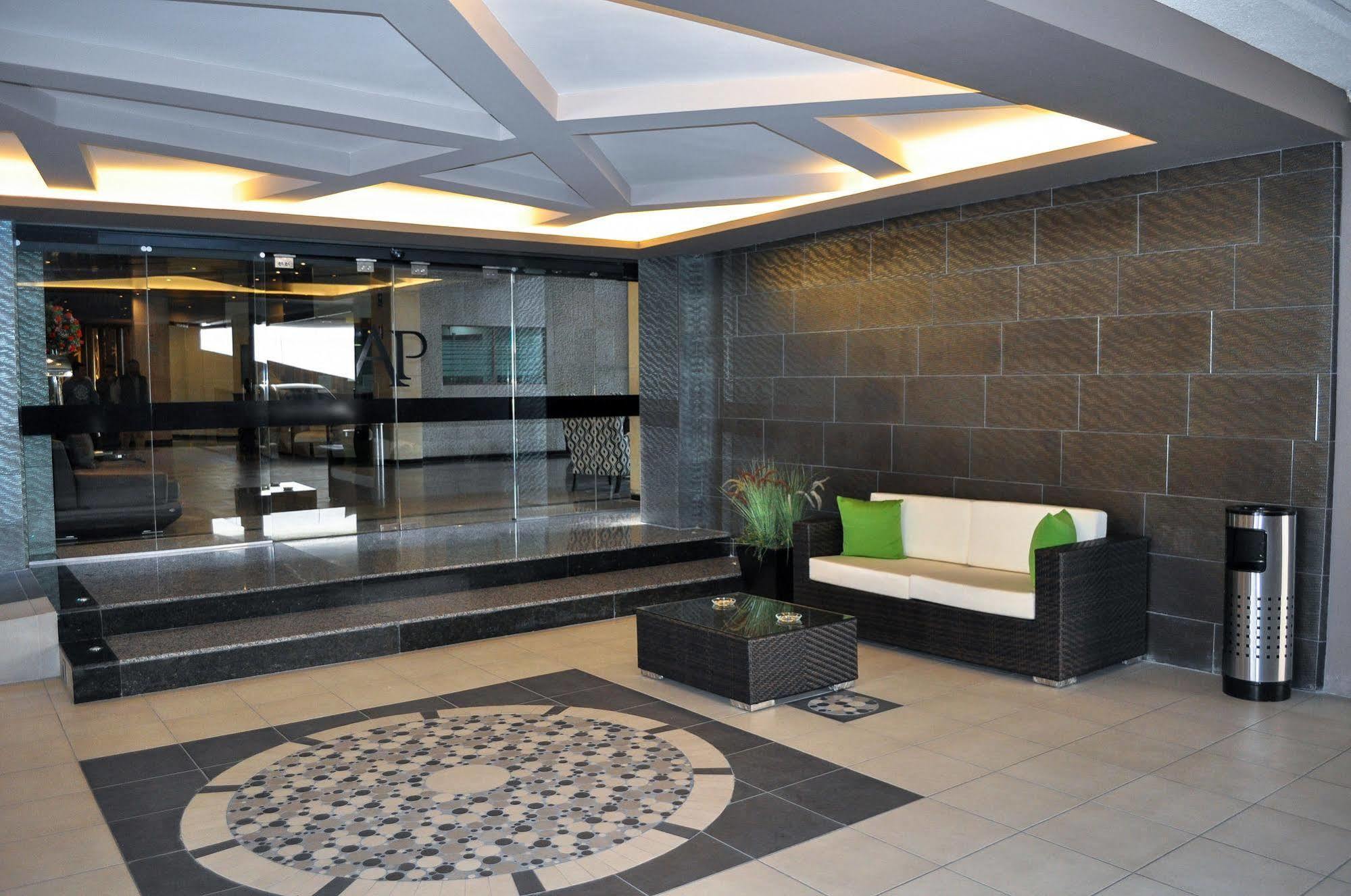 Hotel Abastos Plaza Mexico By Eksteriør billede
